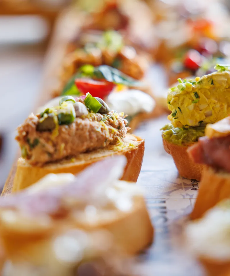 <span>Walking Dinner</span>